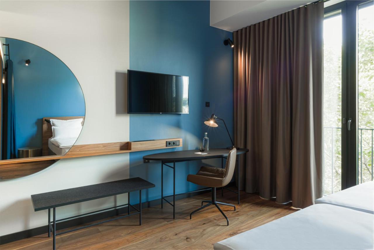 Emilu Design Hotel สตุตการ์ต ภายนอก รูปภาพ