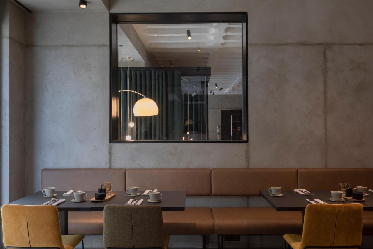 Emilu Design Hotel สตุตการ์ต ภายนอก รูปภาพ