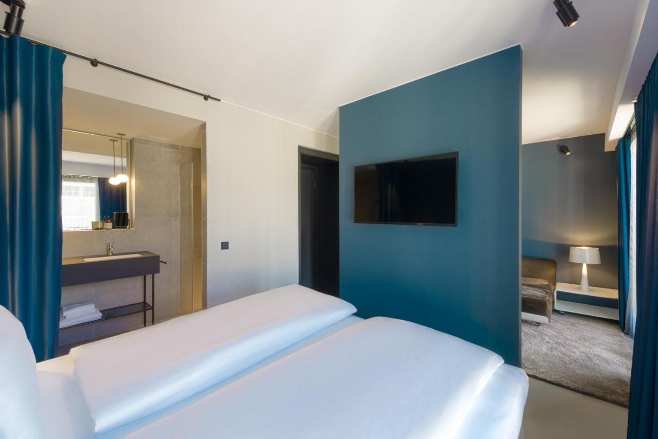 Emilu Design Hotel สตุตการ์ต ภายนอก รูปภาพ