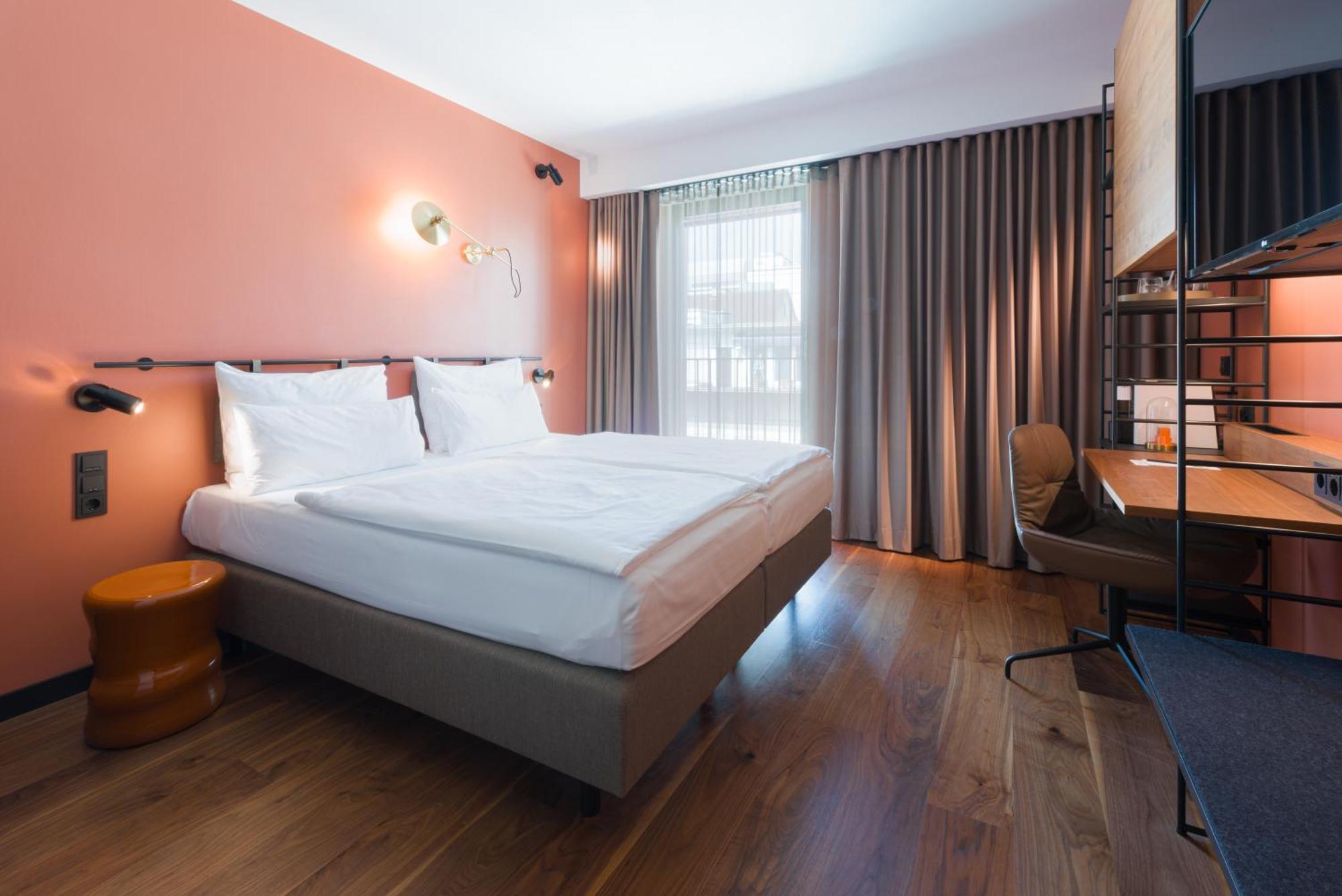 Emilu Design Hotel สตุตการ์ต ภายนอก รูปภาพ