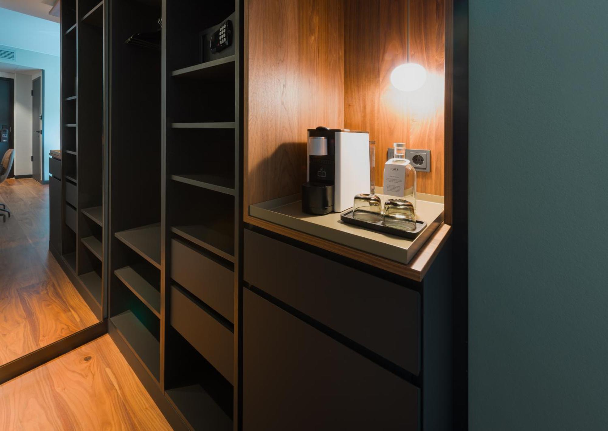 Emilu Design Hotel สตุตการ์ต ภายนอก รูปภาพ