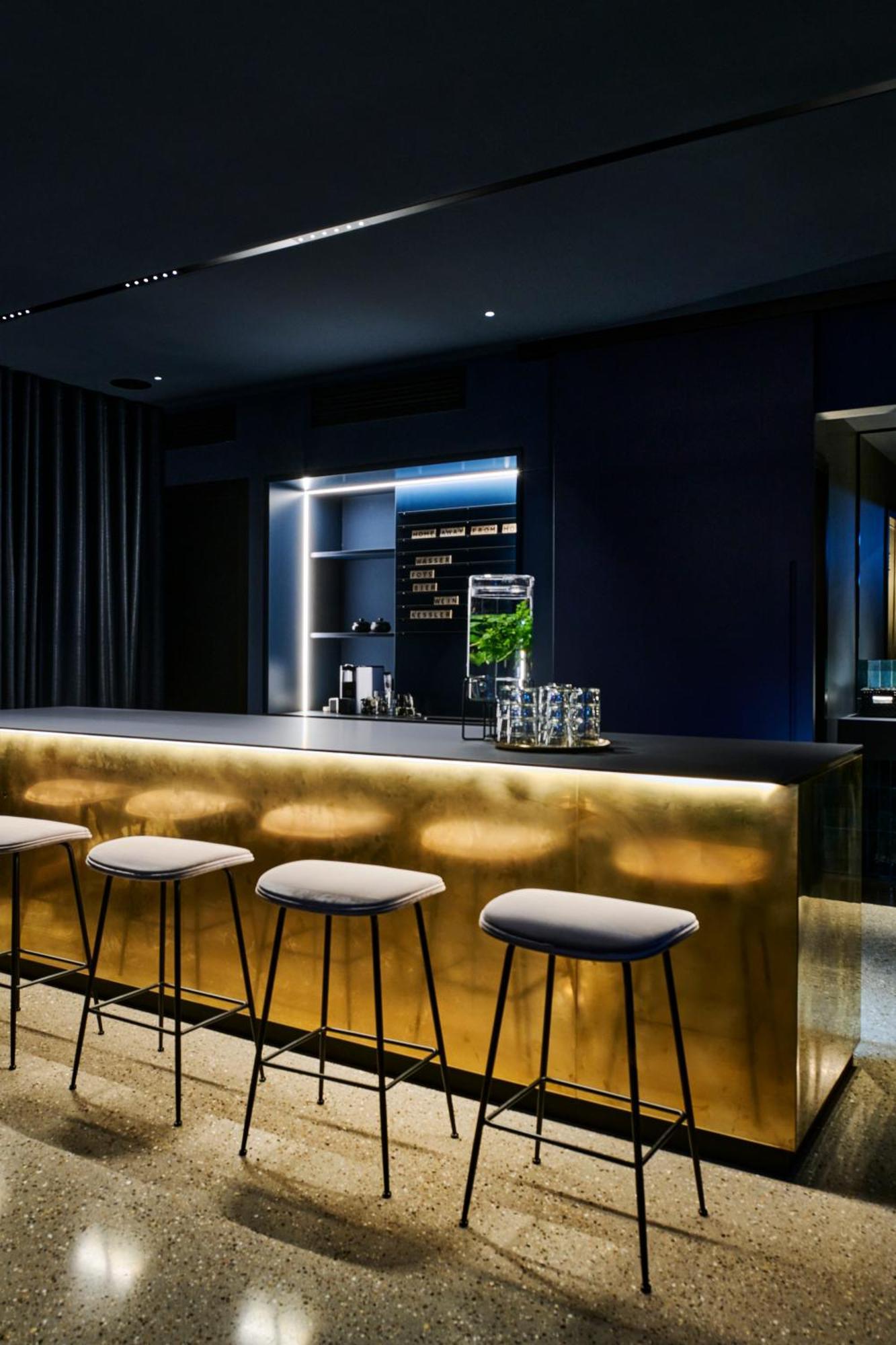 Emilu Design Hotel สตุตการ์ต ภายนอก รูปภาพ